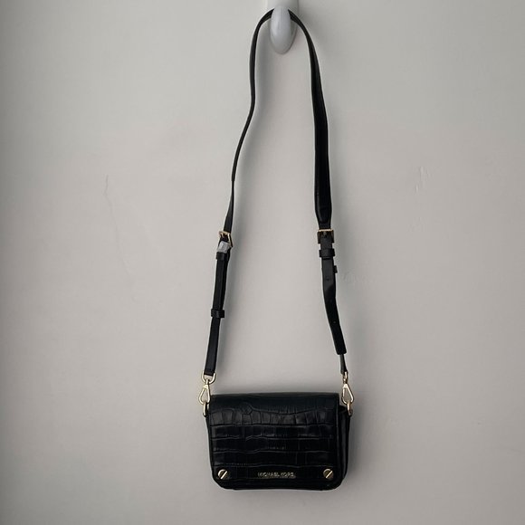 Michael Kors Leather Crossbody Bag In Black